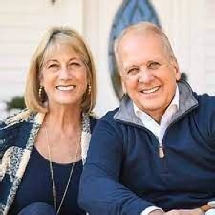 John Crist Biography, Age, Height, Wife, Net Worth, Family