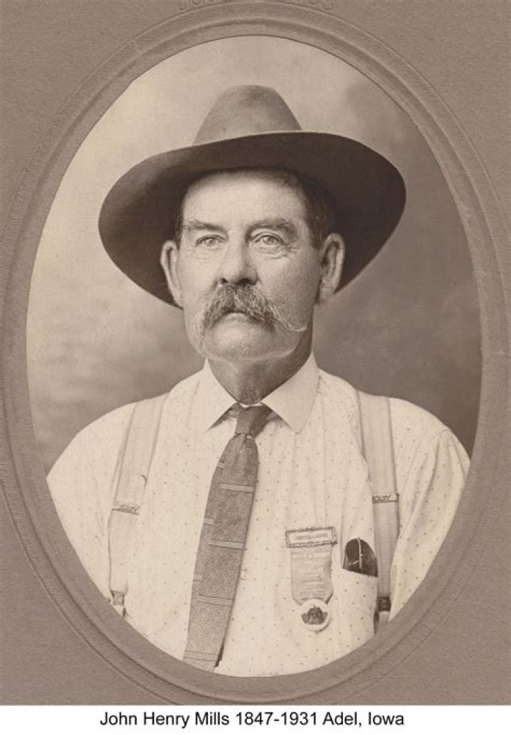 John Henry Mills Biography, Age, Height, Wife, Net Worth, Family