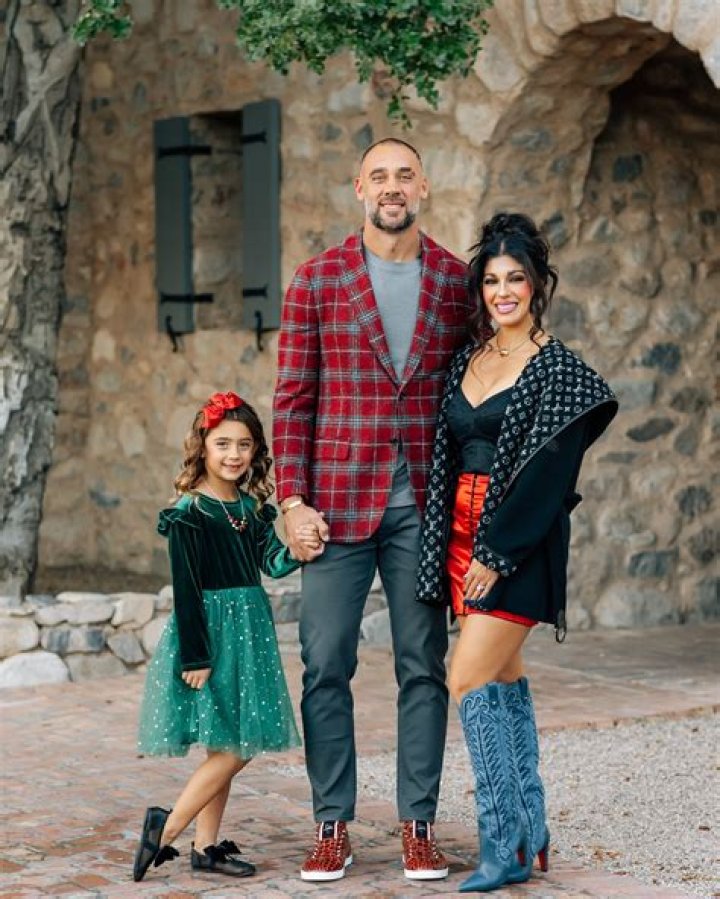 John Madsen Biography, Age, Height, Wife, Net Worth, Family