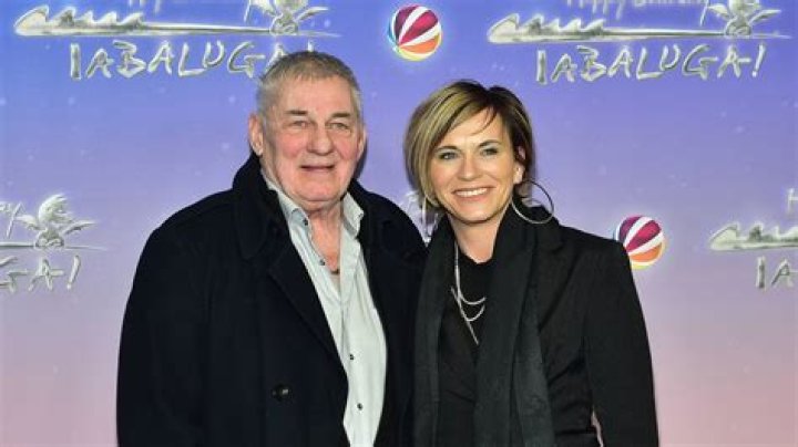 Jonathan Hoenig Biography, Age, Height, Wife, Net Worth, Family