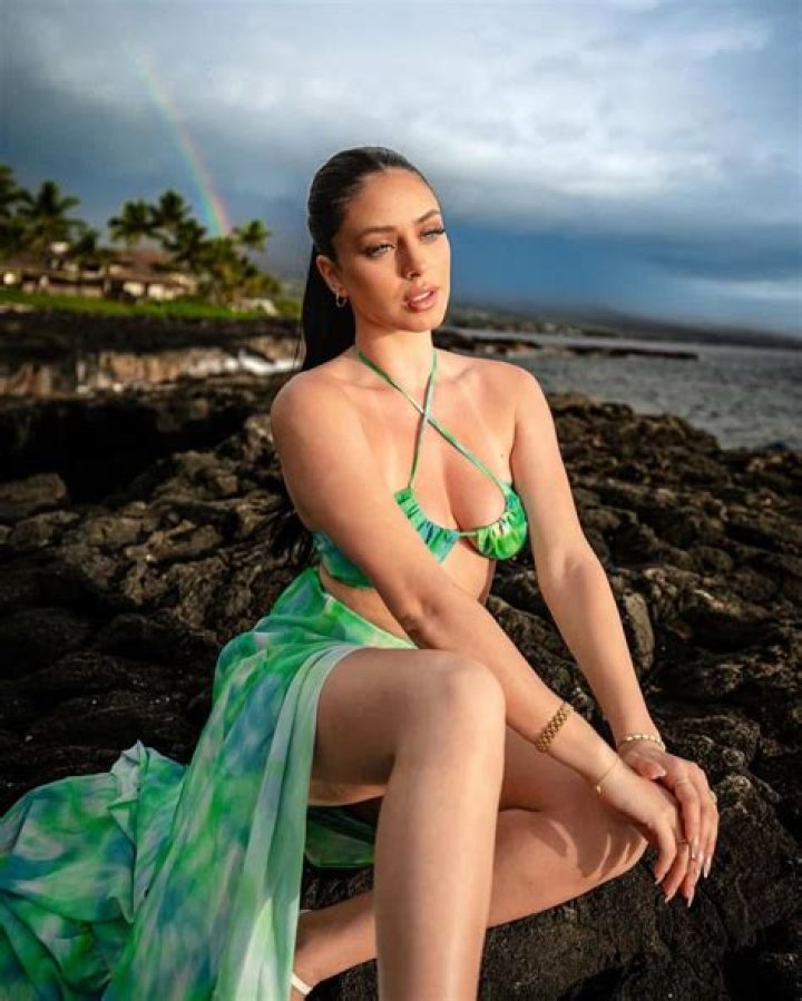 Julian Araujo Biography, Age, Height, Wife, Net Worth, Family