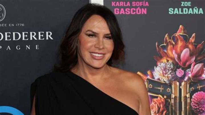 Karla Carrillo biografía, edad, altura, esposa, net worth, familia