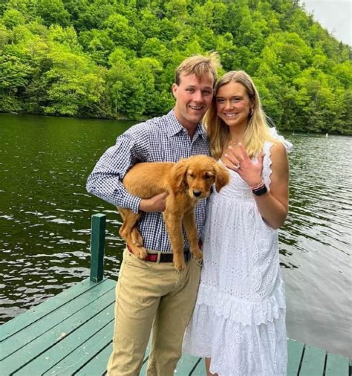 Keith Buckley Biography, Age, Height, Wife, Net Worth, Family