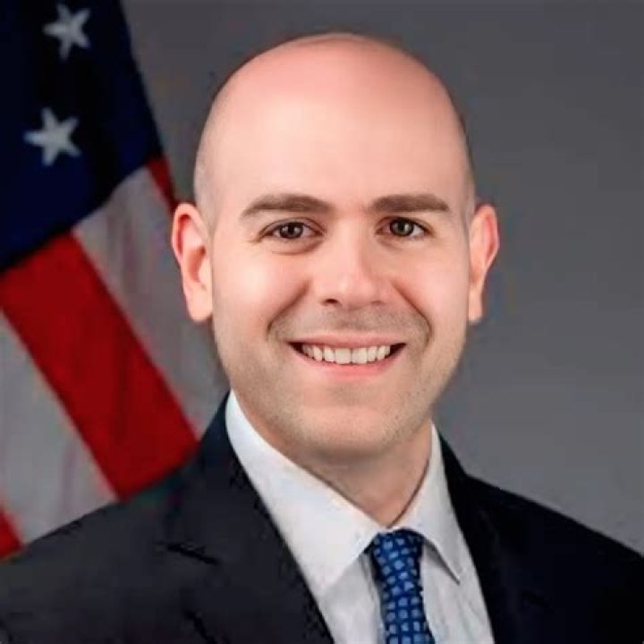 Kevin Martin Biography, Age, Height, Wife, Net Worth, Family