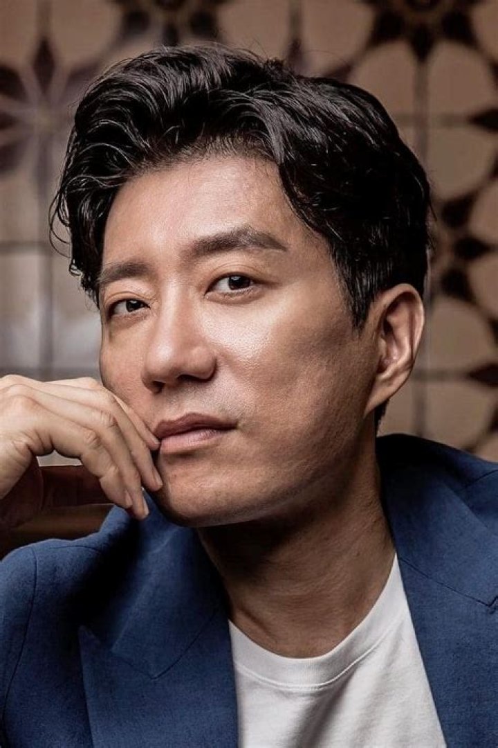 Kim Myung-min Biography, Age, Height, Wife, Net Worth, Family