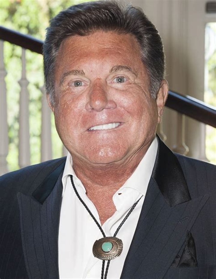 Larry Manetti Biography, Age, Height, Wife, Net Worth, Family