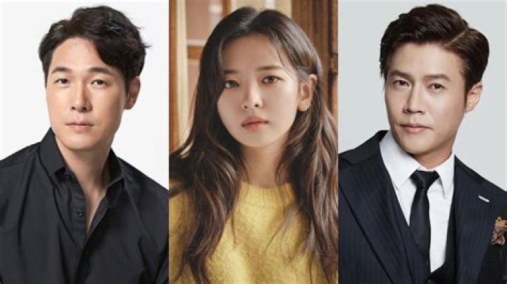 Lee Young-ae Biography, Age, Height, Husband, Net Worth, Family