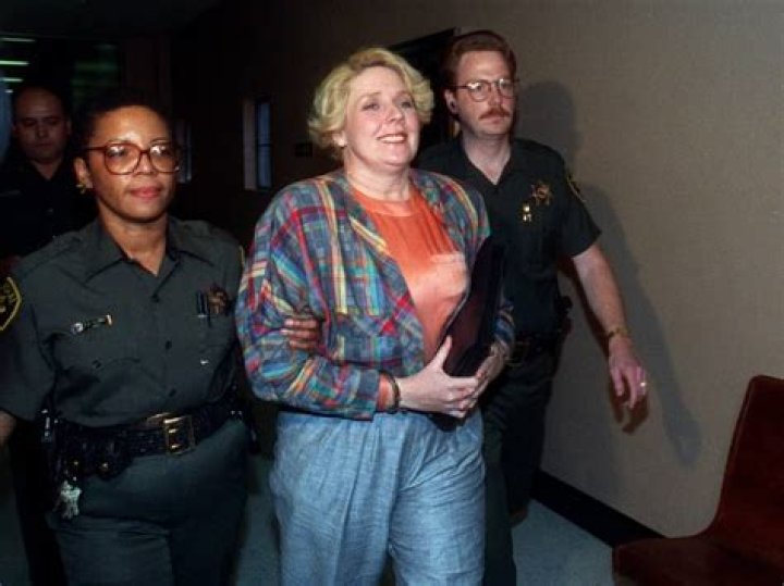 Linda Albertano Biography, Age, Height, Husband, Net Worth, Family