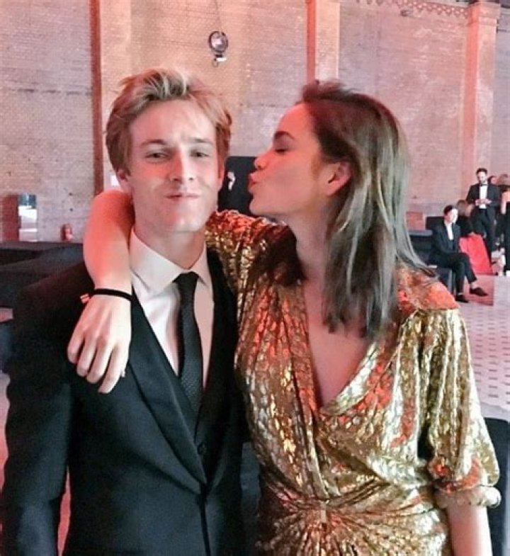 Louis Hofmann Biography, Age, Height, Wife, Net Worth, Family