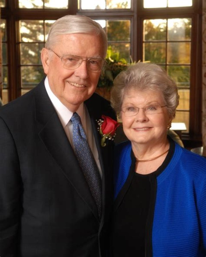 M. Russell Ballard Biography, Age, Height, Wife, Net Worth and Family