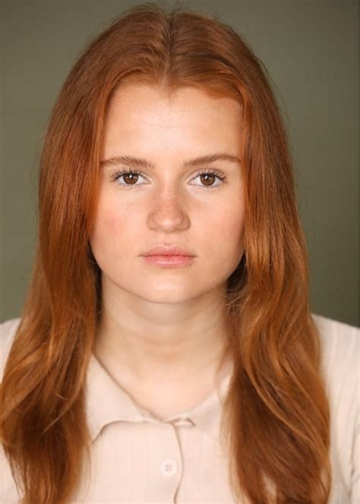 Maggie Elizabeth Jones Biography, Age, Height, Husband, Net Worth, Family