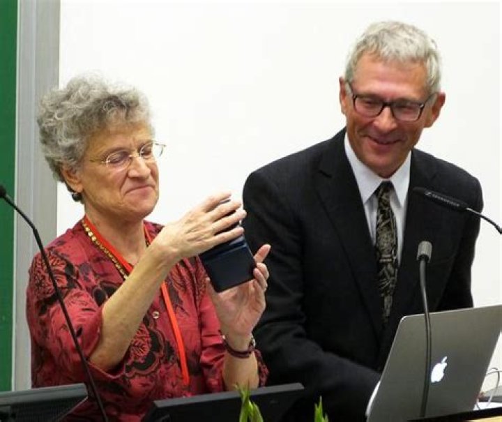 Margaret J. Geller Biography, Age, Height, Husband, Net Worth, Family