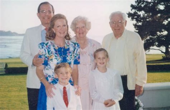 Mary Cunningham Agee Biography, Age, Height, Husband, Net Worth, Family