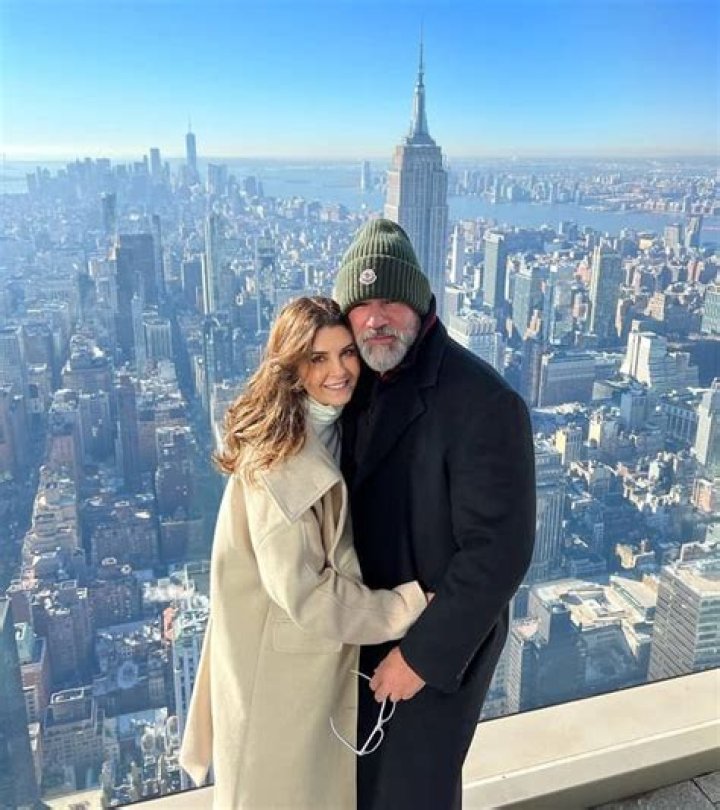 Mayrín Villanueva Biography, Age, Height, Husband, Net Worth, Family