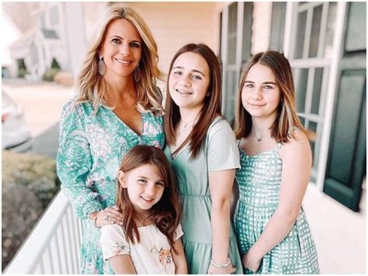 McKenna Knipe Biography, Age, Height, Husband, Net Worth, Family