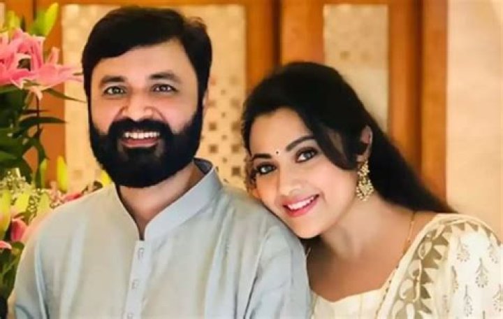 Meena Singh Biography, Age, Height, Husband, Net Worth, Family