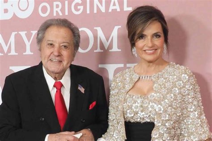 Mickey Hargitay Jr. Biography, Age, Height, Wife, Net Worth, Family