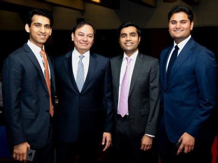 Mohit Shantilal Shah Biography, Age, Height, Wife, Net Worth, Family