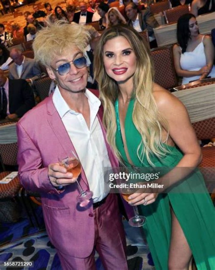 Murray SawChuck Biography, Age, Height, Wife, Net Worth, Family