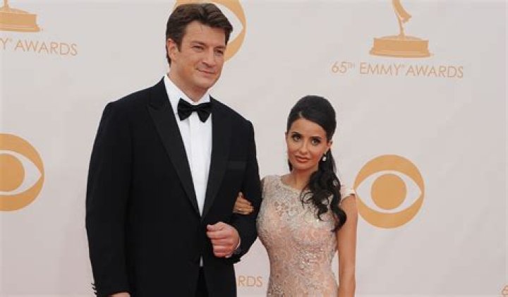 Nathan Fillion Biography, Age, Height, Wife, Net Worth, Family
