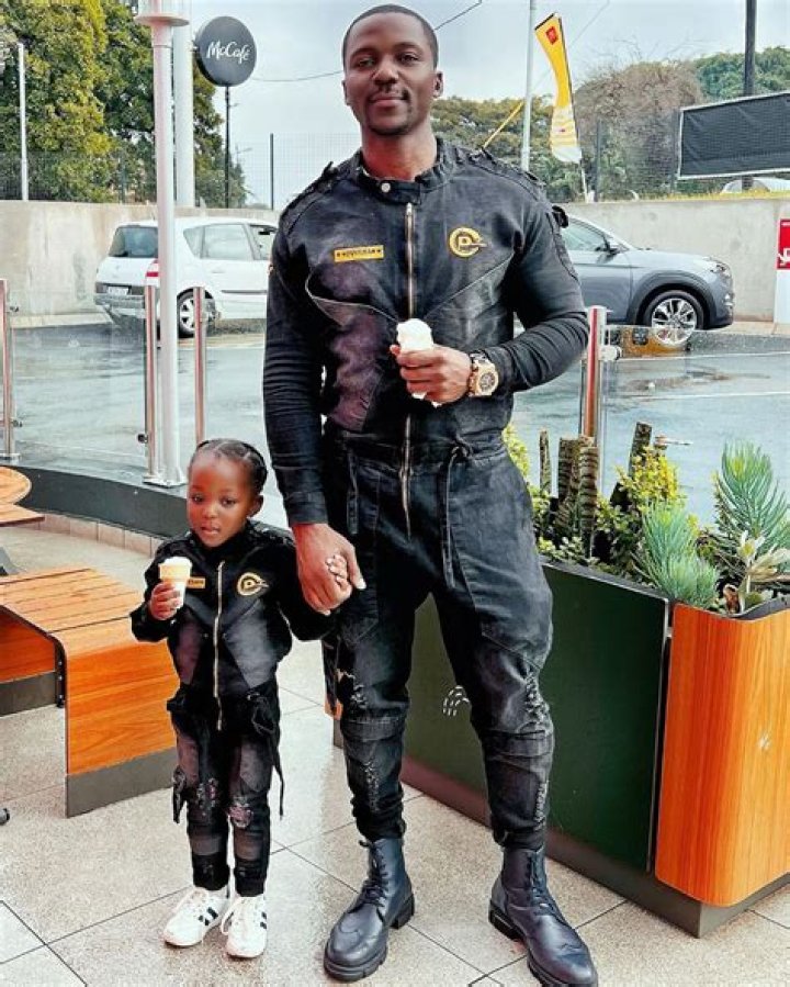 Nicolas Kazadi Biography, Age, Height, Wife, Net Worth, Family