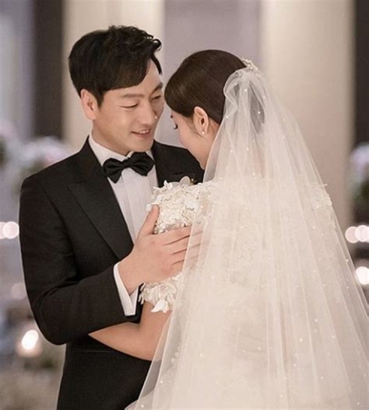 Park Jung-hae Biography, Age, Height, Wife, Net Worth, Family