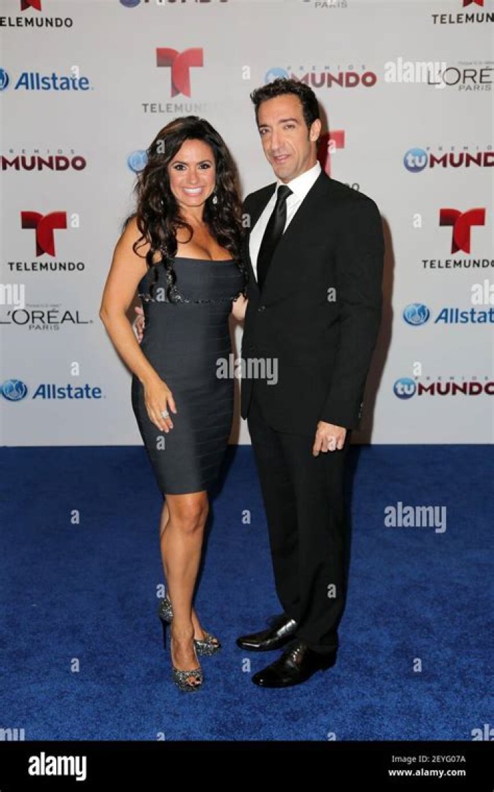 Penelope Menchaca Biography, Age, Height, Husband, Net Worth, Family