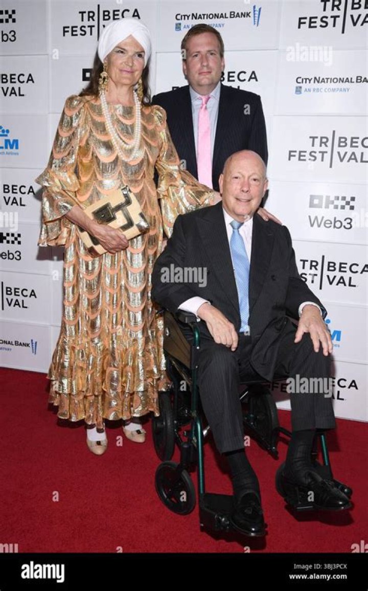 Peregrine Kitchener-Fellowes Biography, Age, Height, Wife, Net Worth, Family