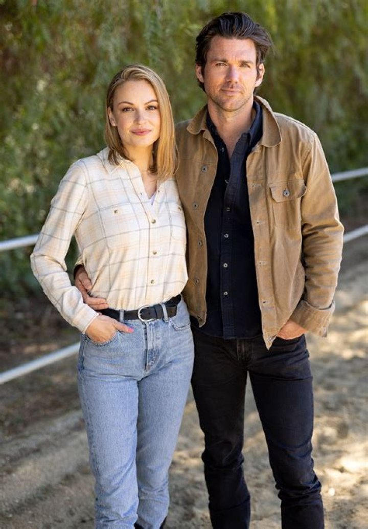 Perry Wallace Biography, Age, Height, Wife, Net Worth, Family