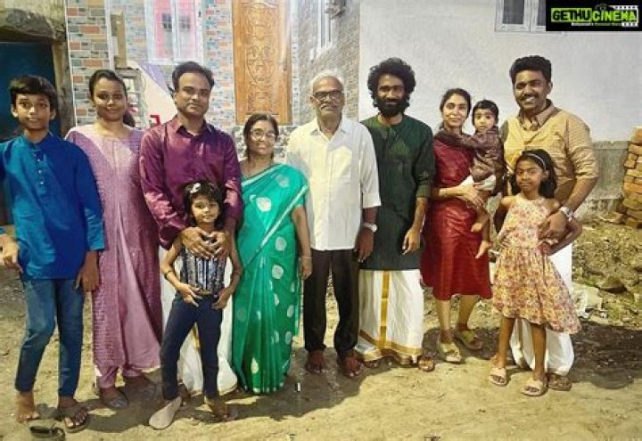 Pradeep Kar Biography, Age, Height, Wife, Net Worth, Family