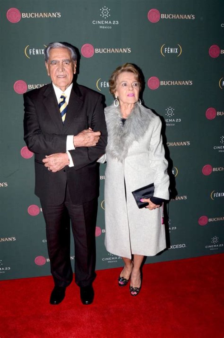 Rainier Castillo Biography, Age, Height, Wife, Net Worth, Family