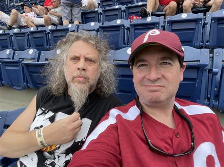 Rake Yohn Biography, Age, Height, Wife, Net Worth, Family