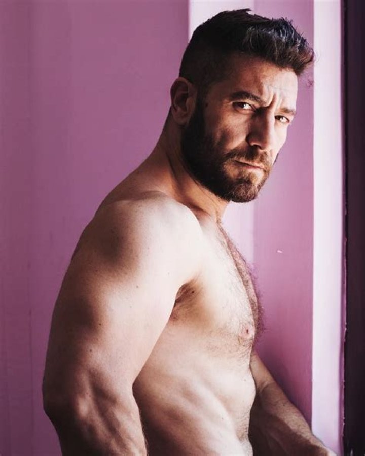 Raúl Tejón Biography, Age, Height, Wife, Net Worth, Family