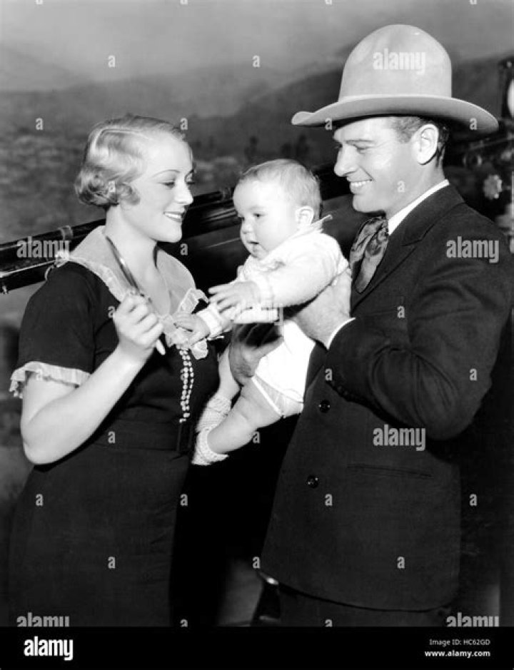 Richard Arlen Jr. Biography, Age, Height, Husband, Net Worth, Family