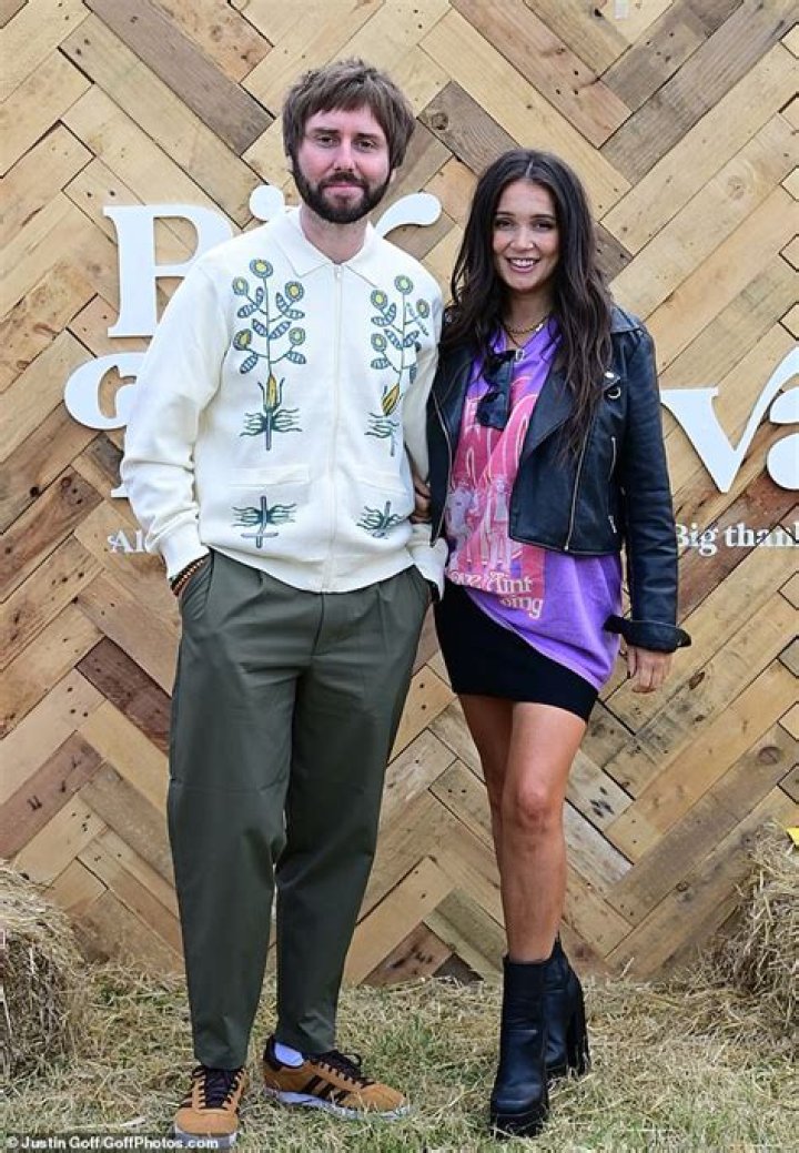 Richard Buckley Biography, Age, Height, Wife, Net Worth, Family