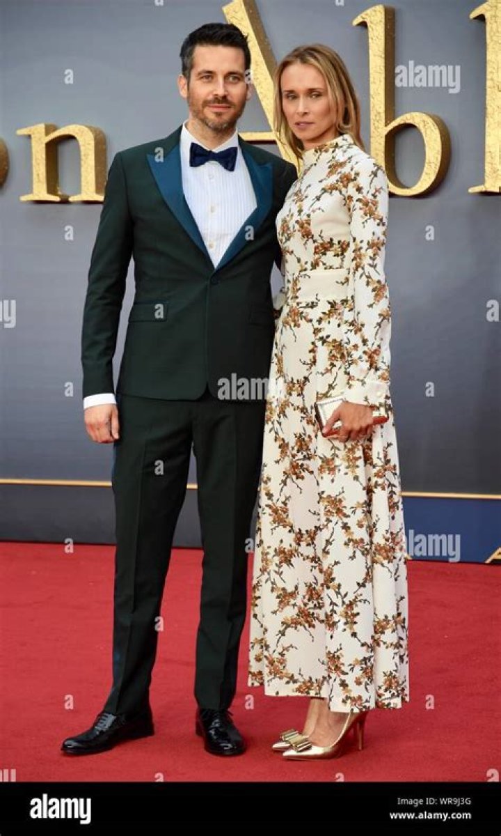 Robert James-Collier Biography, Age, Height, Wife, Net Worth, Family