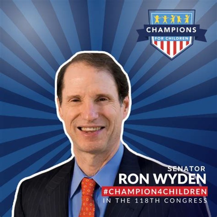 Ron Wyden Biography, Age, Height, Wife, Net Worth, Family