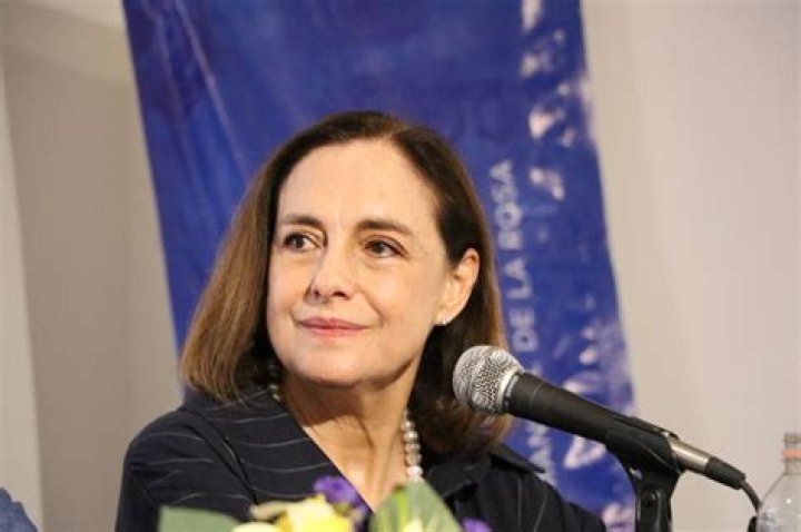 Rosa Elena Durgel biografía, edad, altura, esposa, net worth, familia