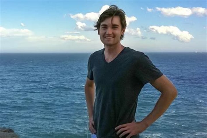 Ross Ulbricht Biography, Age, Height, Wife, Net Worth, Family