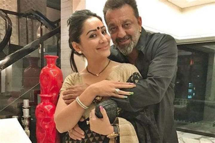 Sanjay Dutt Biography, Age, Height, Wife, Net Worth, Family