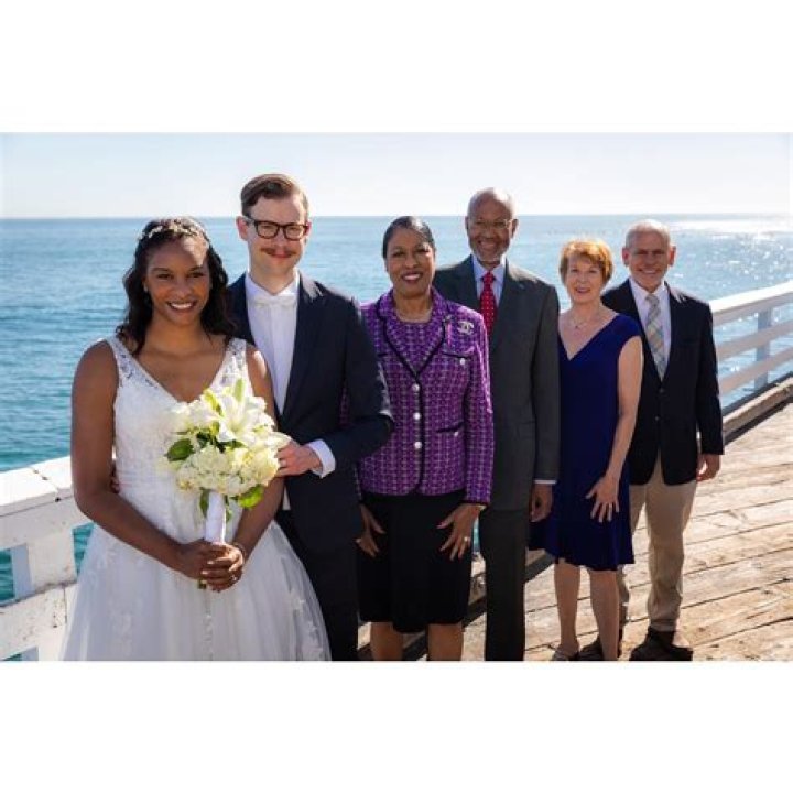 Shannon Joy Rodgers Biography, Age, Height, Husband, Net Worth, Family