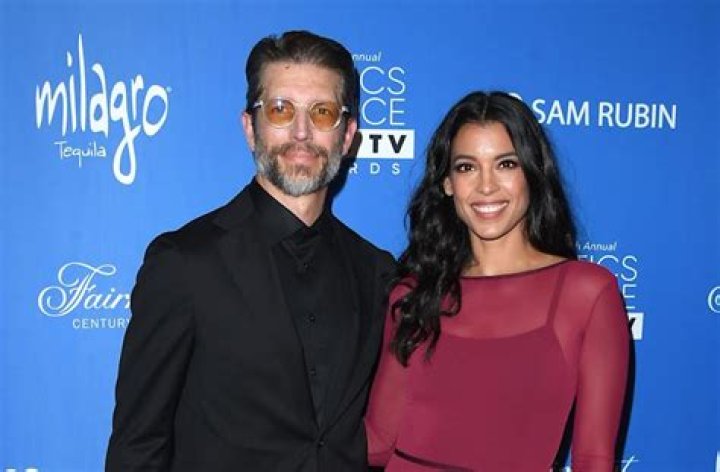 Stephanie Sigman Biography, Age, Height, Husband, Net Worth, Family