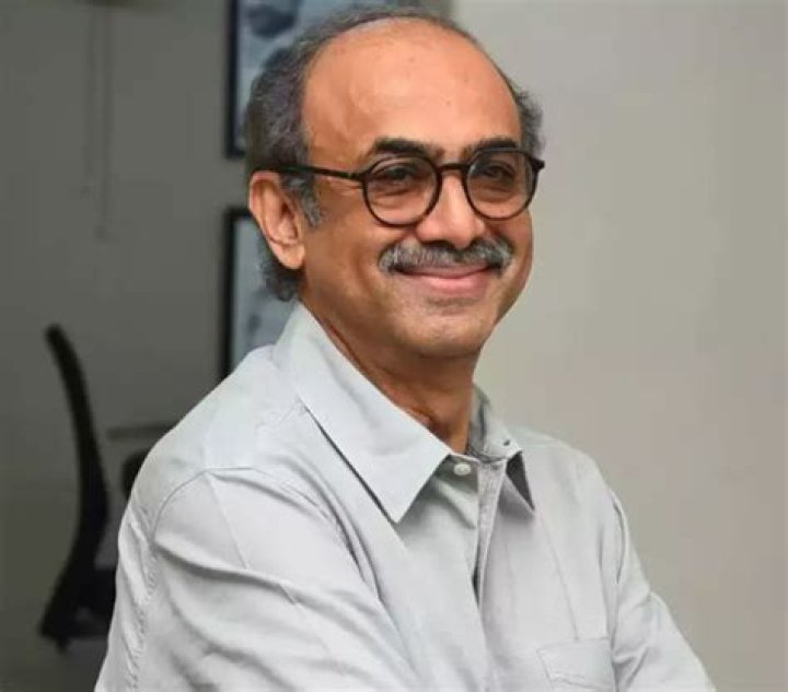 Suresh Babu Biography, Age, Height, Wife, Net Worth, Family