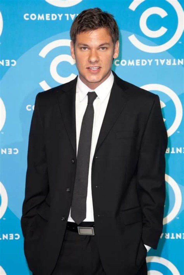 Theo Von Biography, Age, Height, Wife, Net Worth, Family