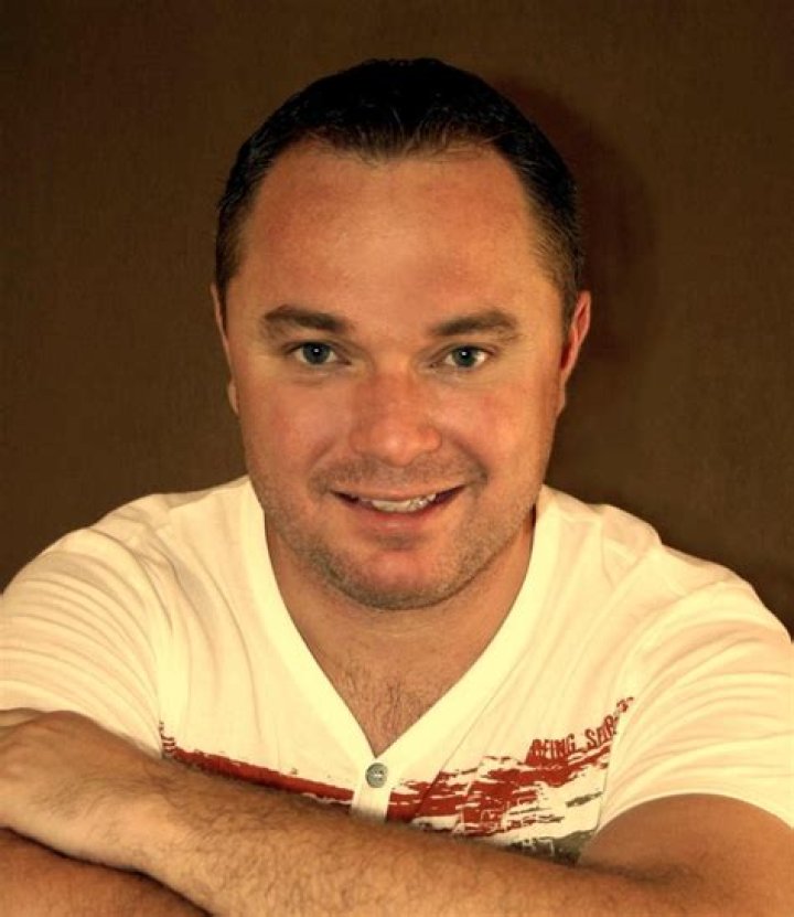 Tom Jacobs Biography, Age, Height, Wife, Net Worth, Family