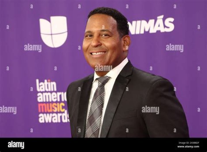 Tony Dandrades biografía, edad, altura, esposo, net worth, familia