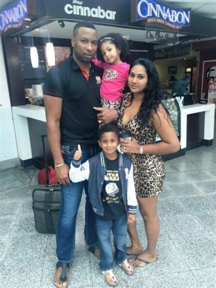 Tony Pollard Biography, Age, Height, Wife, Net Worth, Family