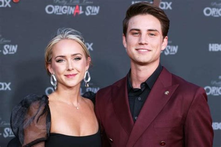 Troy Rowland Biography, Age, Height, Wife, Net Worth, Family