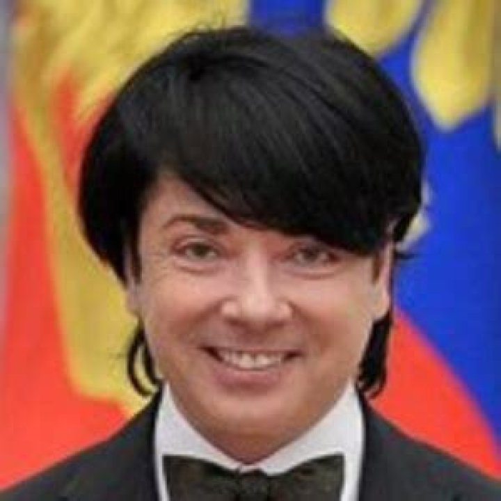 Valentin Yudashkin Biography, Age, Height, Wife, Net Worth, Family