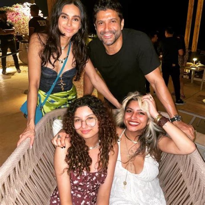 Vijay Dandekar Biography, Age, Height, Wife, Net Worth and Family